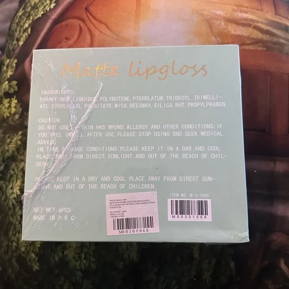 Matte lipglosses Hello kitty - Picture 2 of 3